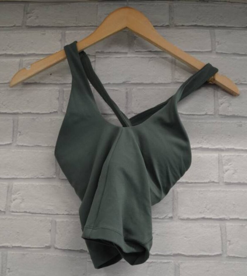 Lululemon Sports Top  Green  Size: Other