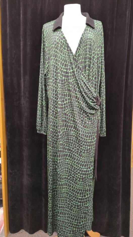 Lipsy London Collared Patterned Wrap Dress Green Size: 20