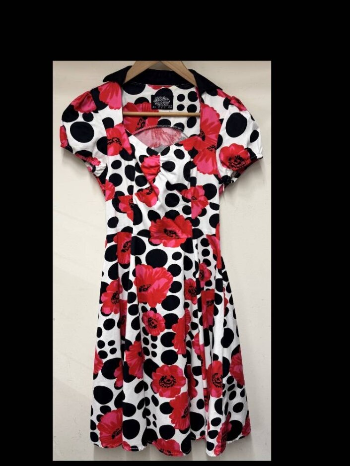 Hearts And Roses Polka Dot Dress, With Poppy. White/pink Size: 10