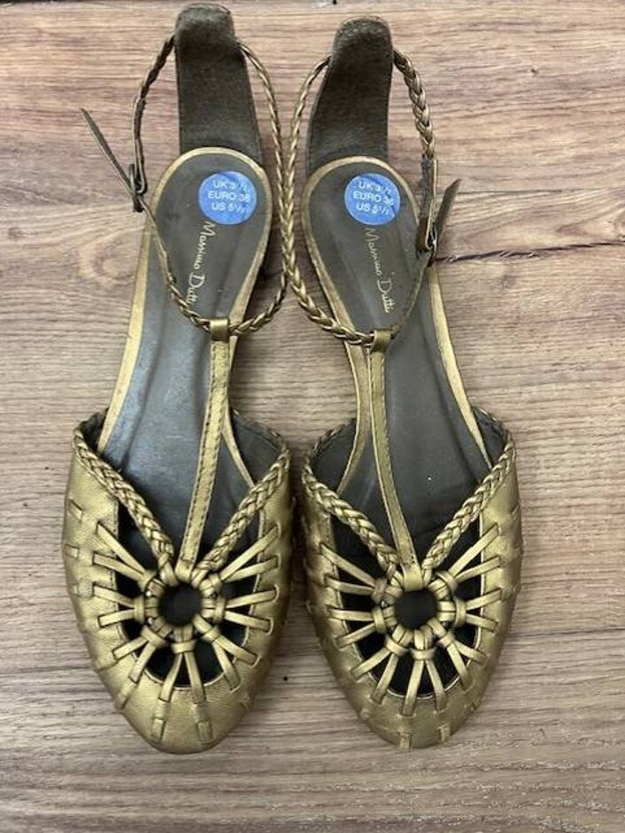 Massimo Dutti Gold Flat Sandals Size 36