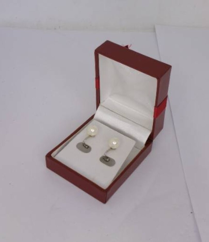 Imitation Pearl "clip-on" Earrings
