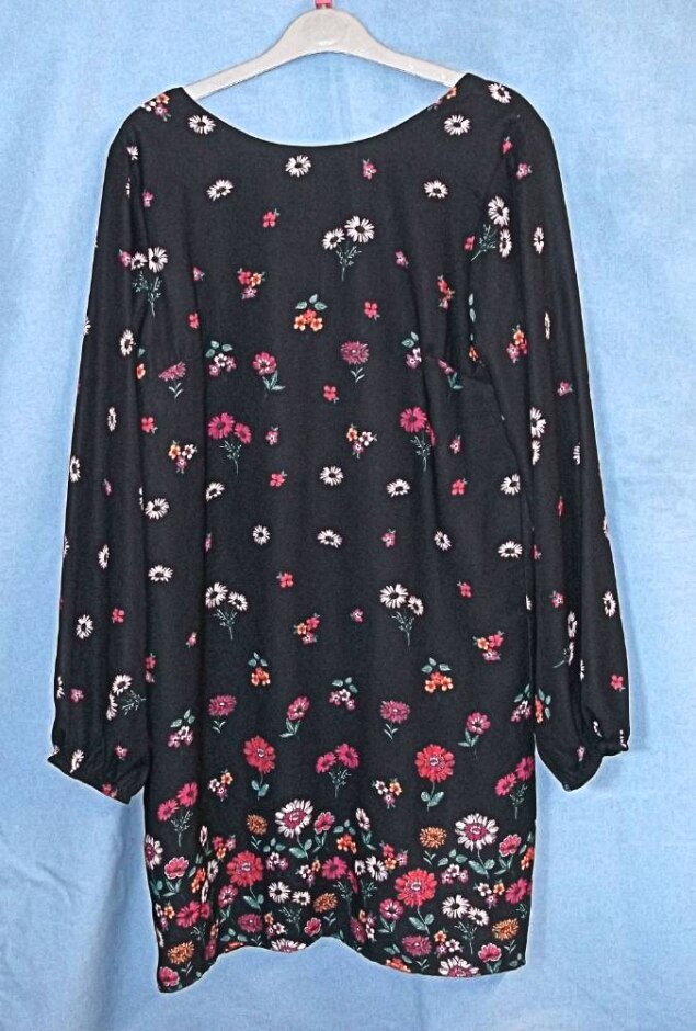 Little Mistress Bnwt Long Sleeved Tunic/dress Black Floral Size: 12