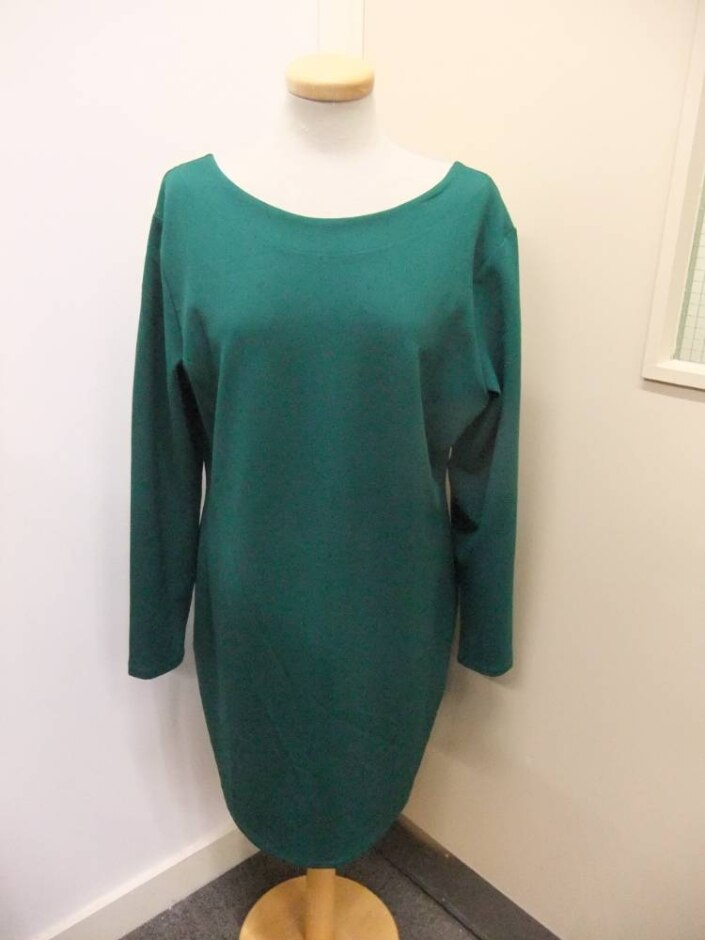 H&m Long Sleeve Knee Length Dress Green Size: 14