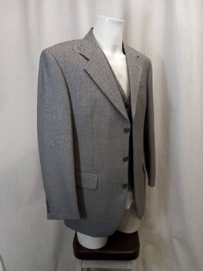 James Barry 3 Piece Suit Light Grey Size: M