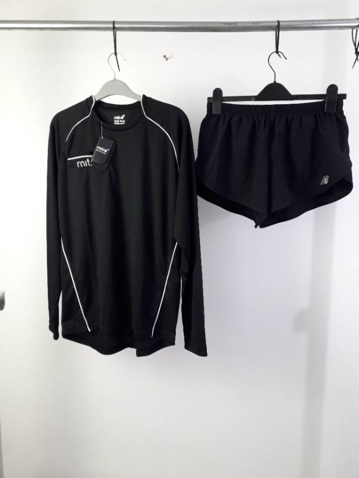 Mitre/new Balance Sports Top/running Shorts Black Size: M