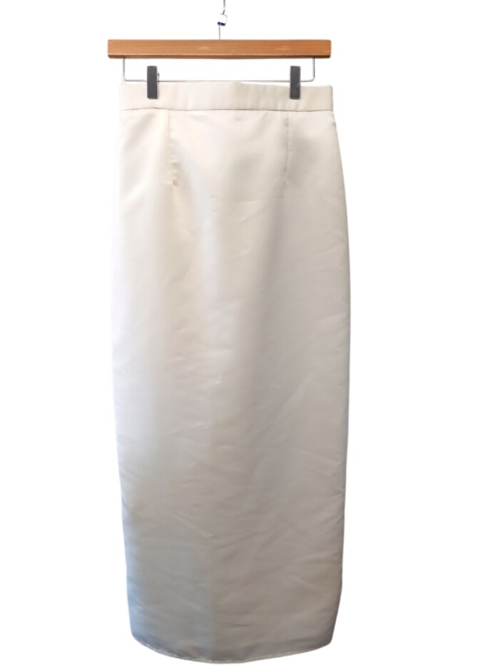Kiss Skirt Cream Size: 14