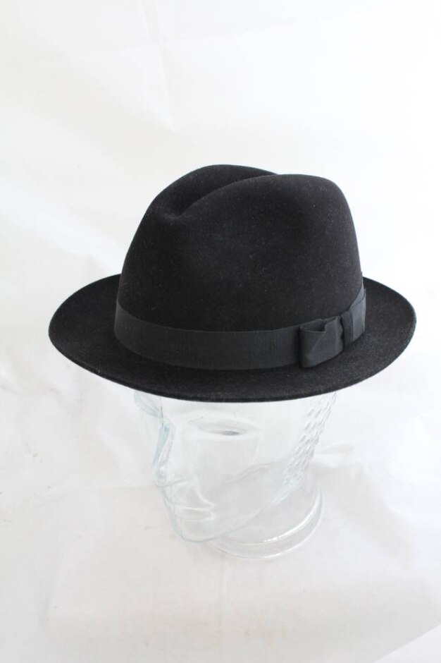 Black Trilby
