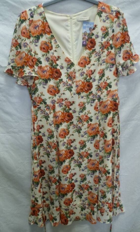 Oasis Summer Dress Coral Roses Size: 12