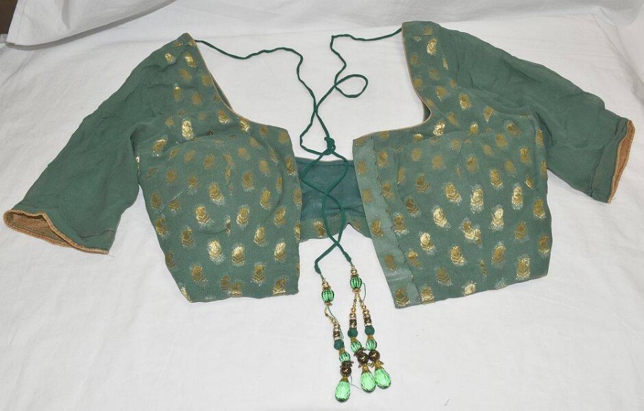 Unbranded Choli Sari Blouse Green/gold Size: M