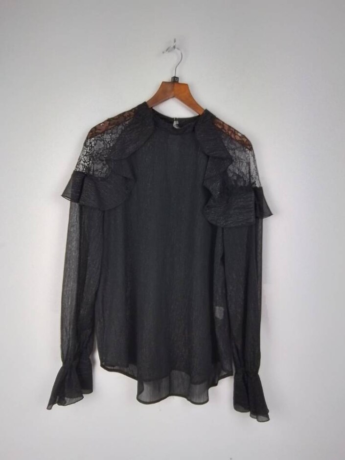 River Island Lace Shoulder Dobby Blouse  Black Size: 12