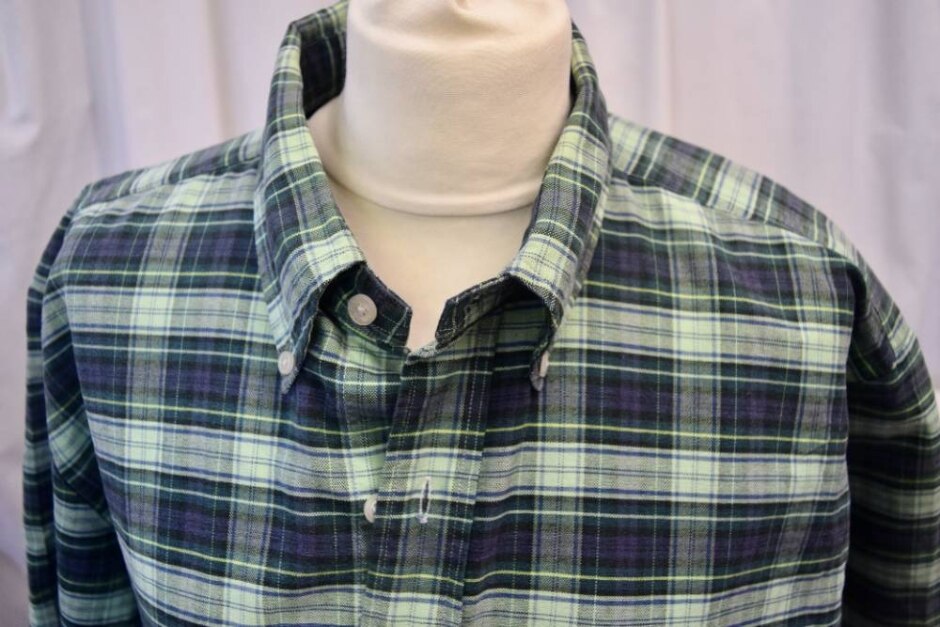 Ralph Loren   Golfing Shirt. Blue/green Size: Xl
