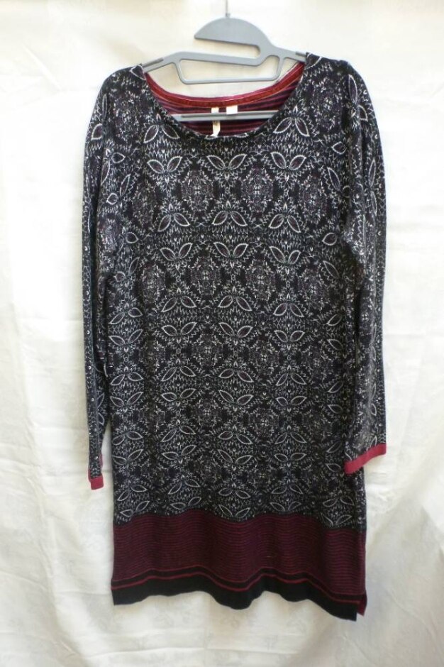 White Stuff Knitted Dress Black Burgundy Size: 16
