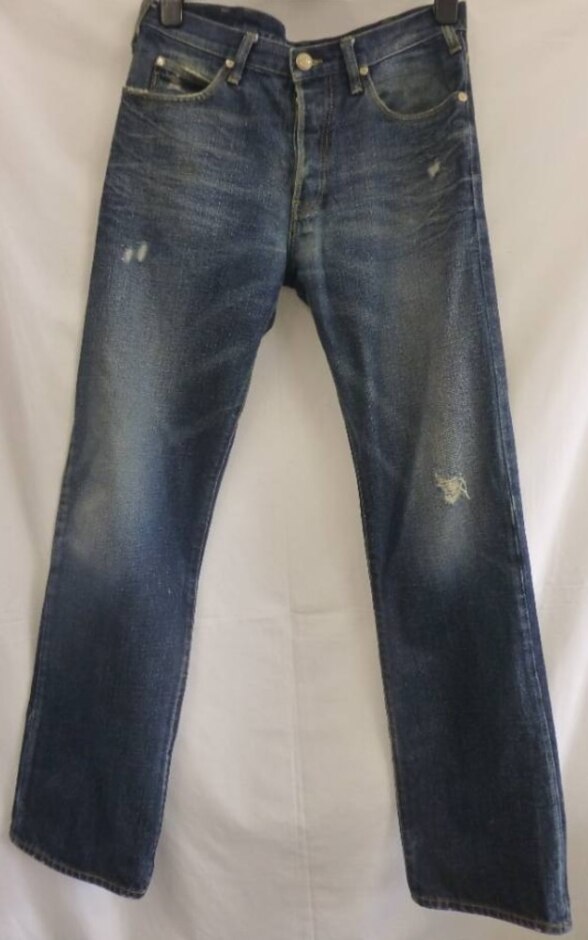 Armani Jeans Aj  Men's Jaen  Blue Stone Wash Size: 32