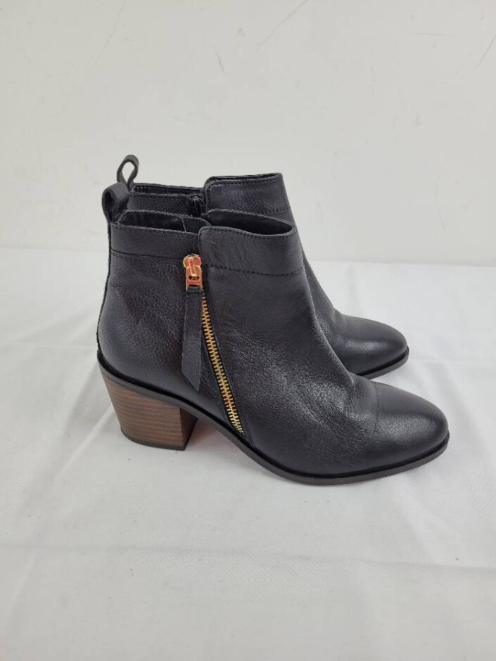 Dune Block Heels Ankle Boots Size 6 Black Zip Up Closure Nwob