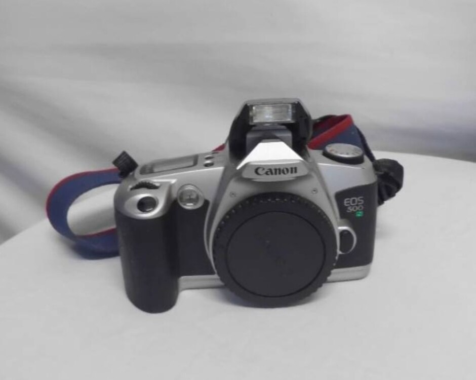 Canon Eos 500n 35mm Film Slr Camera Body Only, With Eos Strap And Canon Front Lens Cap, Untested