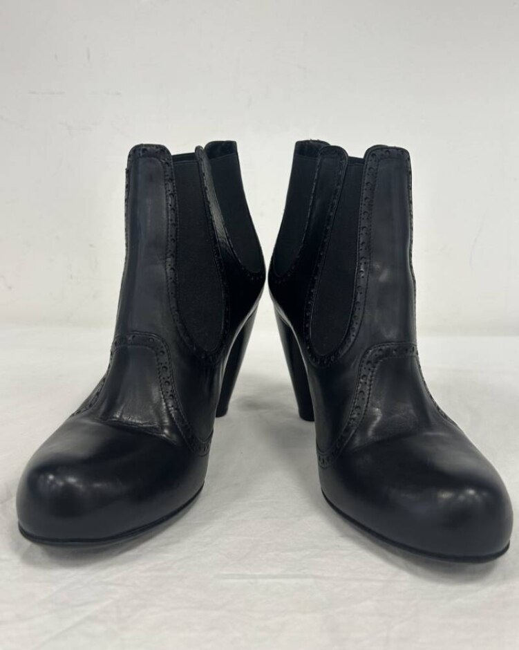 Vero Cuoio Leather Ankle Boots Size:5