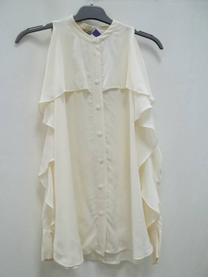 Twinset Cold Shoulder Blouse-silk Off White Size: 10