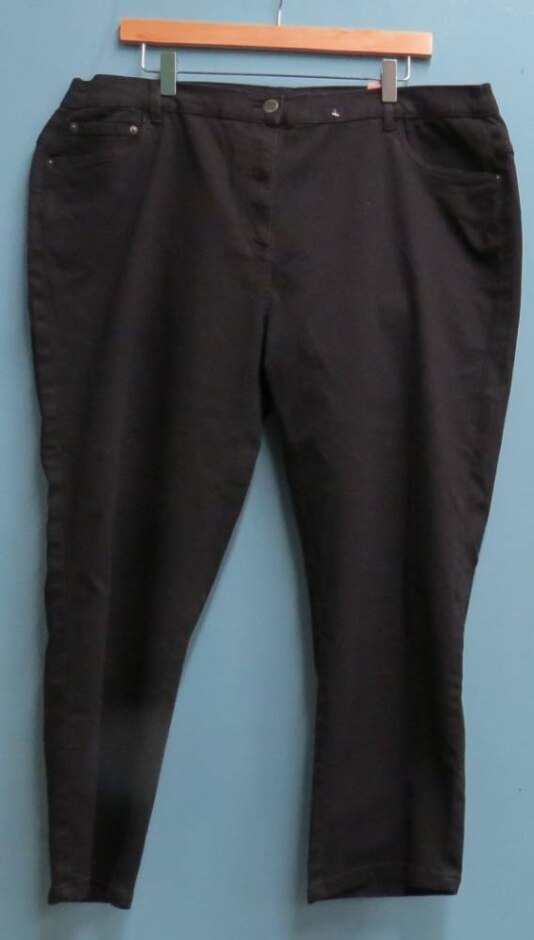 Bonmarche Elasticated Waist Sarah Jeans Black Size: 22