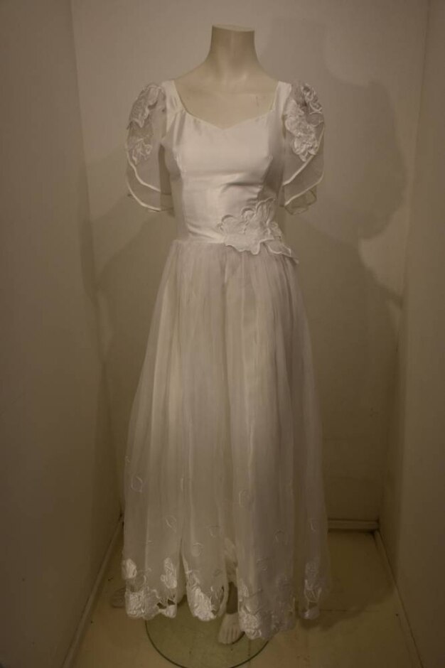 Pret A Porter Wedding Dress