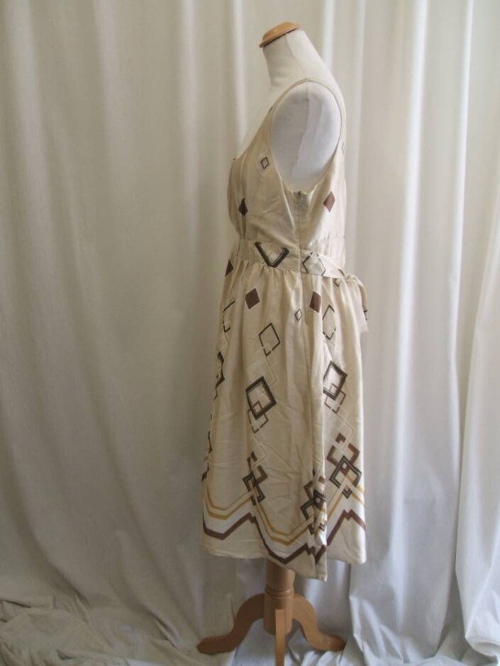 Urban Concept Silky Abstract Design Dress Cream And Brown Size: L