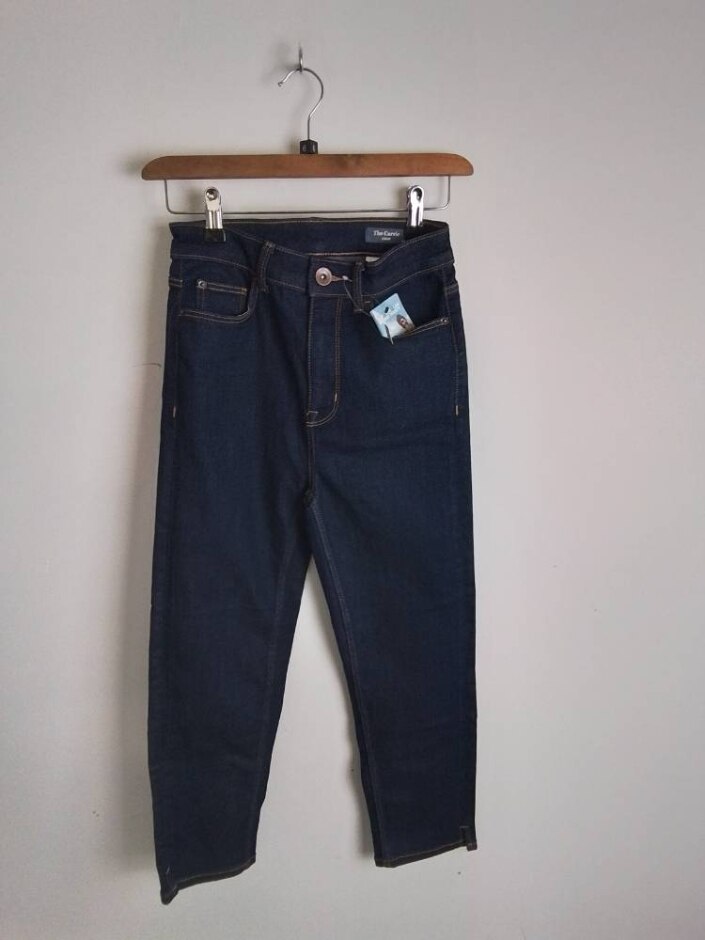M&s Marks & Spencer The Carrie Crop Jeans Blue Size: 6