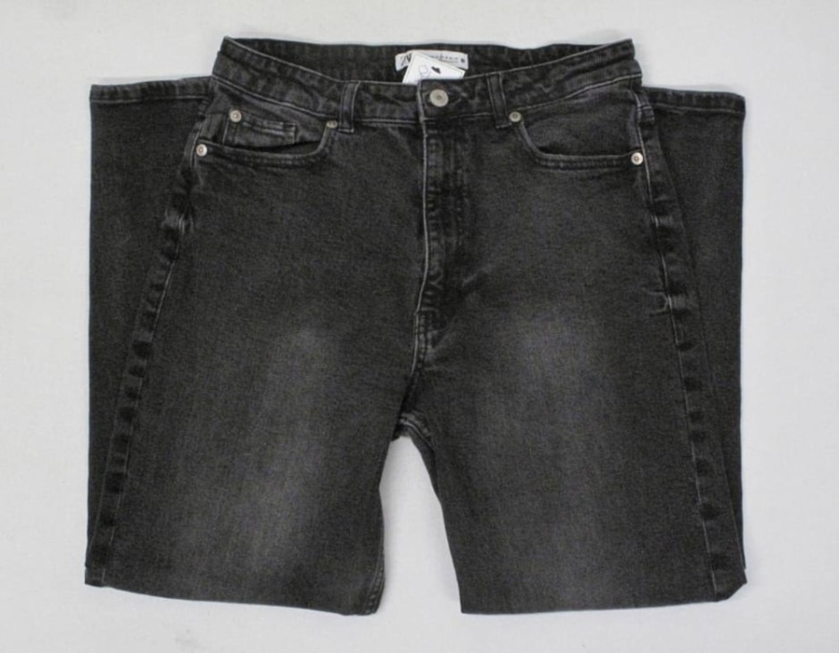 Zara Jeans Charcoal Size: 32