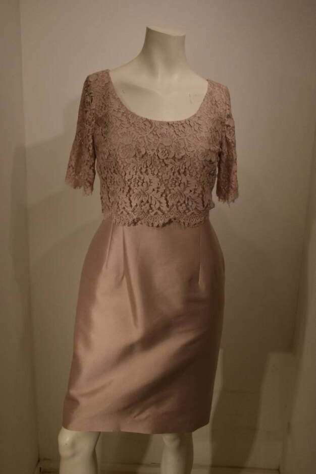 Hobbs Shift Dress With Lace Bodice Pink Size: 10
