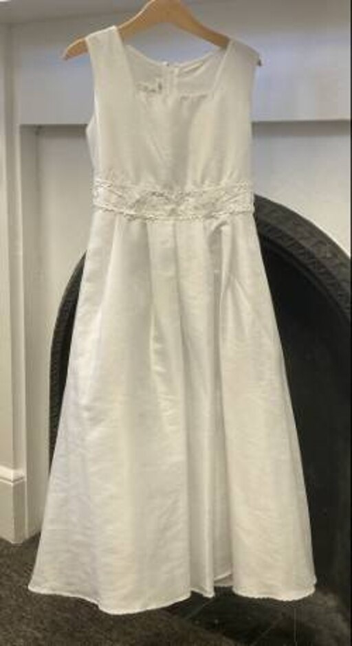 Bonnie Jean Bridesmaid Dress. White. Size 7.