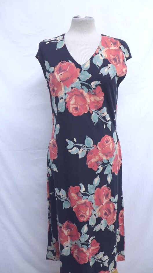 Laura Ashley Vintage Rose Print Shift Dress Black & Red Size: M