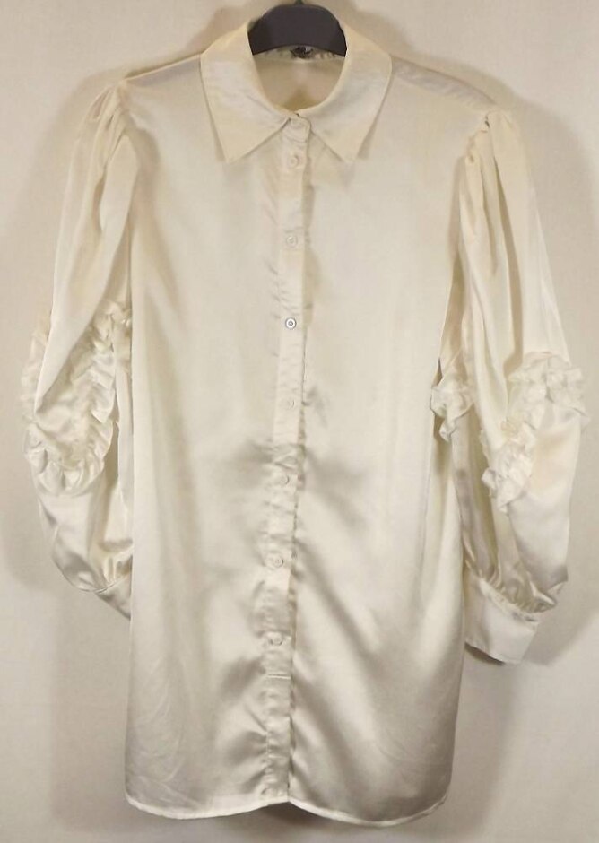 Mochy Ladies Frill Blouse White Size: M