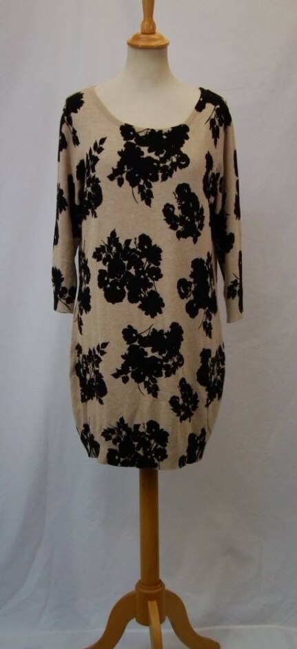 M&co Floral Knit Mini Dress Oatmeal/black Size: 14