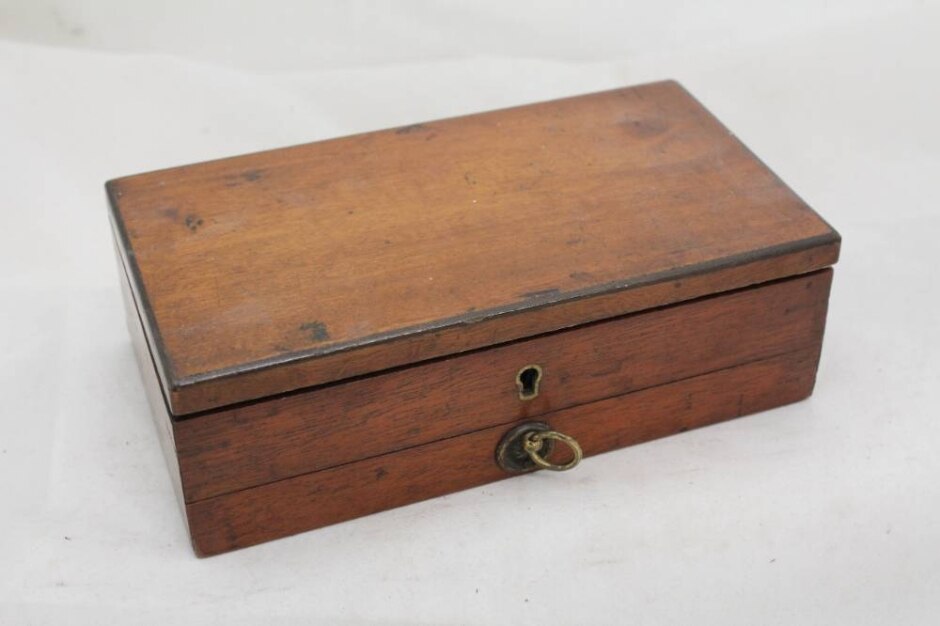 Winsor And Newton Antique Paint Box