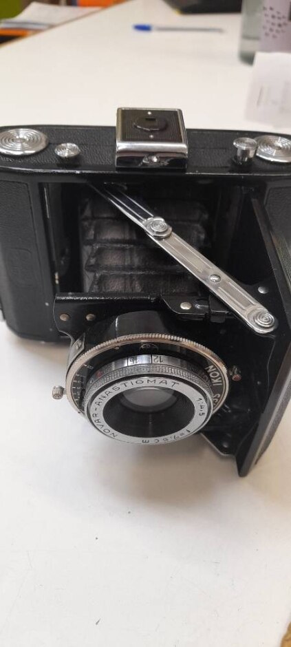 Zeiss Ikon Nettar Camera