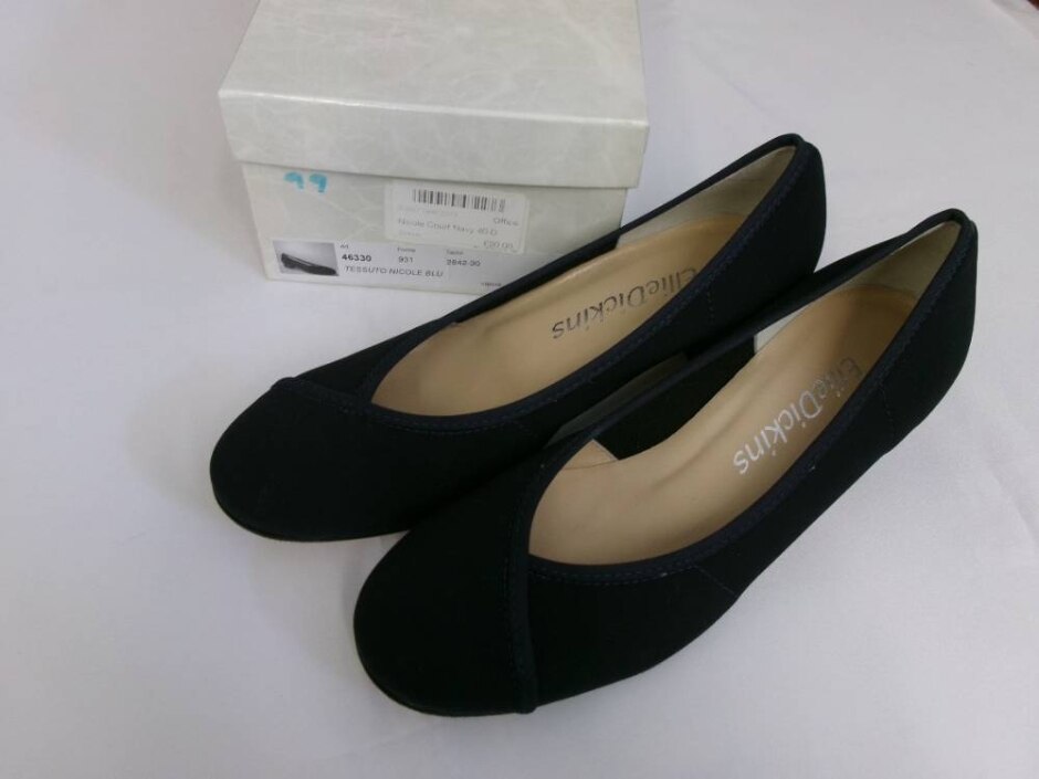 Ellie Dickins Navy Pumps Size 40/ 6.5uk