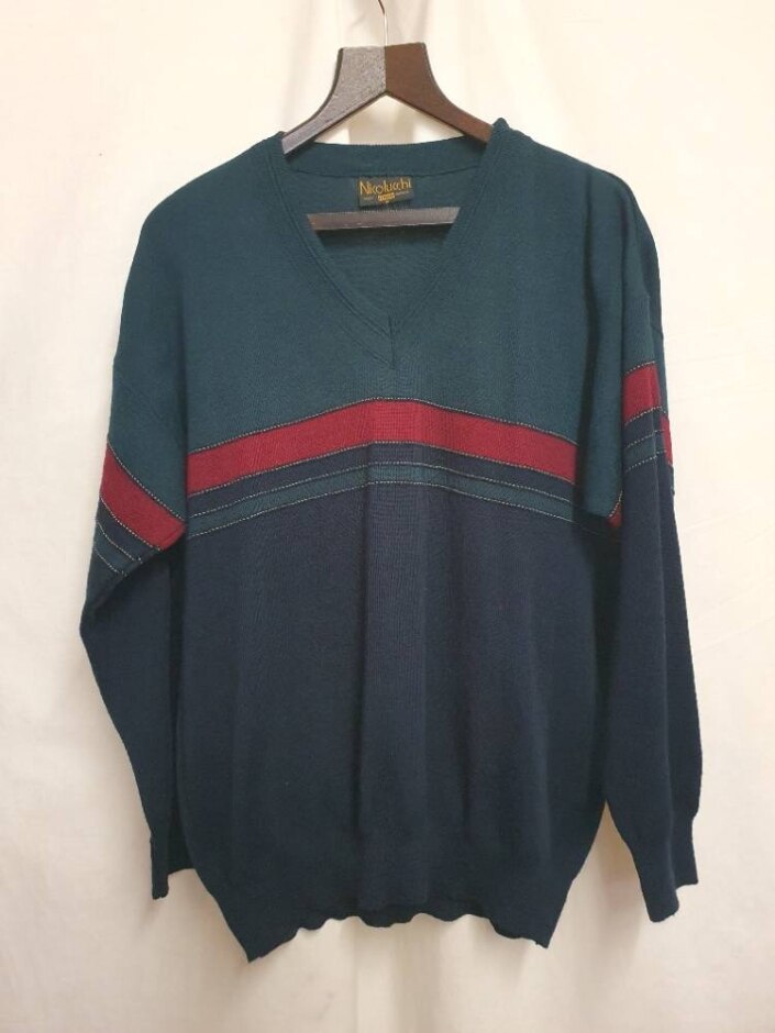 Nicolucchi Vintage V-neck Wool Mix Jumper Green Mix Size: M