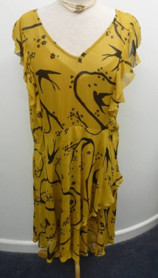 Nine By Savannah Miller  Occasion Dress With Underskirt Mustard Black  Size: 12