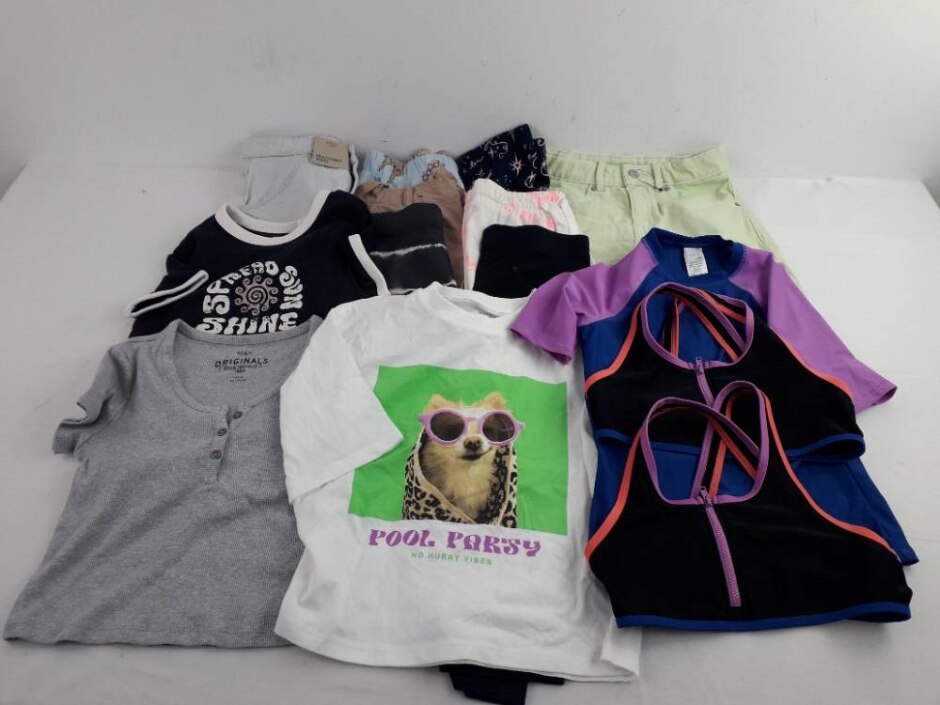 M&s  Girls 13x Bundle Pyjama, Shorts, T-shirts, Skirt Multicolour Size: 9 - 10 Years