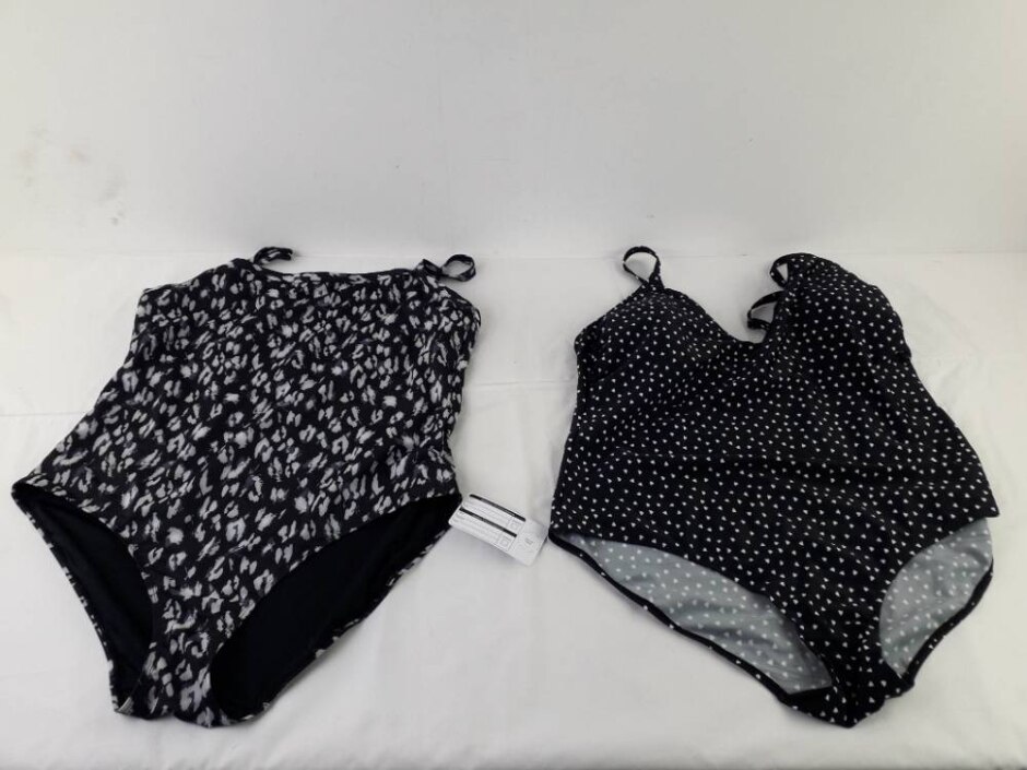 Tu Samples Women's Swimsuit Bundle X 2 Black Patterned Size: 22