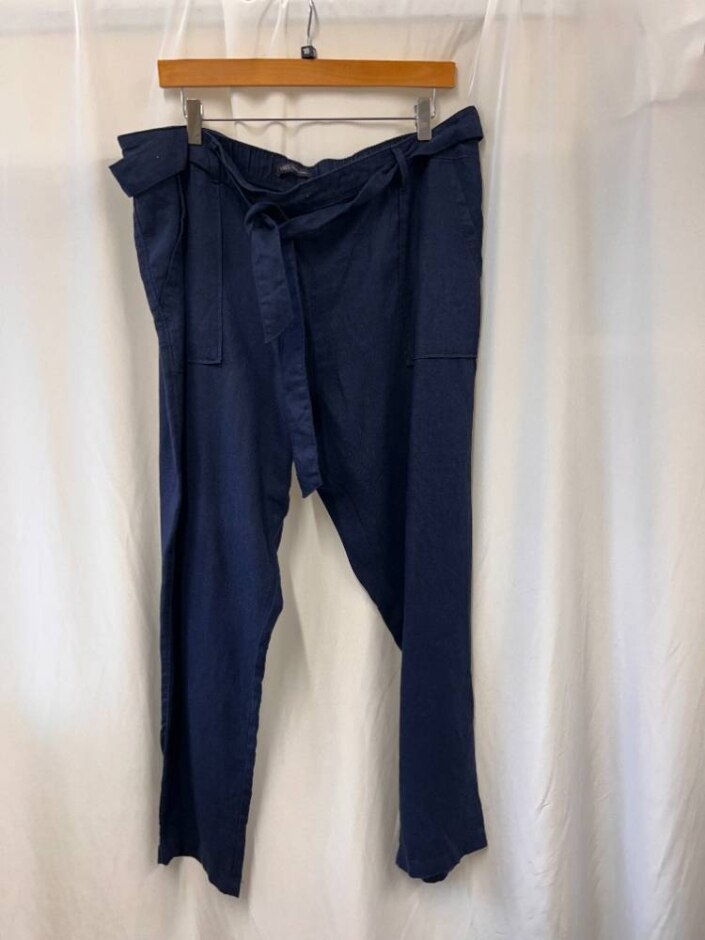 M&s Marks & Spencer Size 18 Blue Trousers Blue Size: Xl