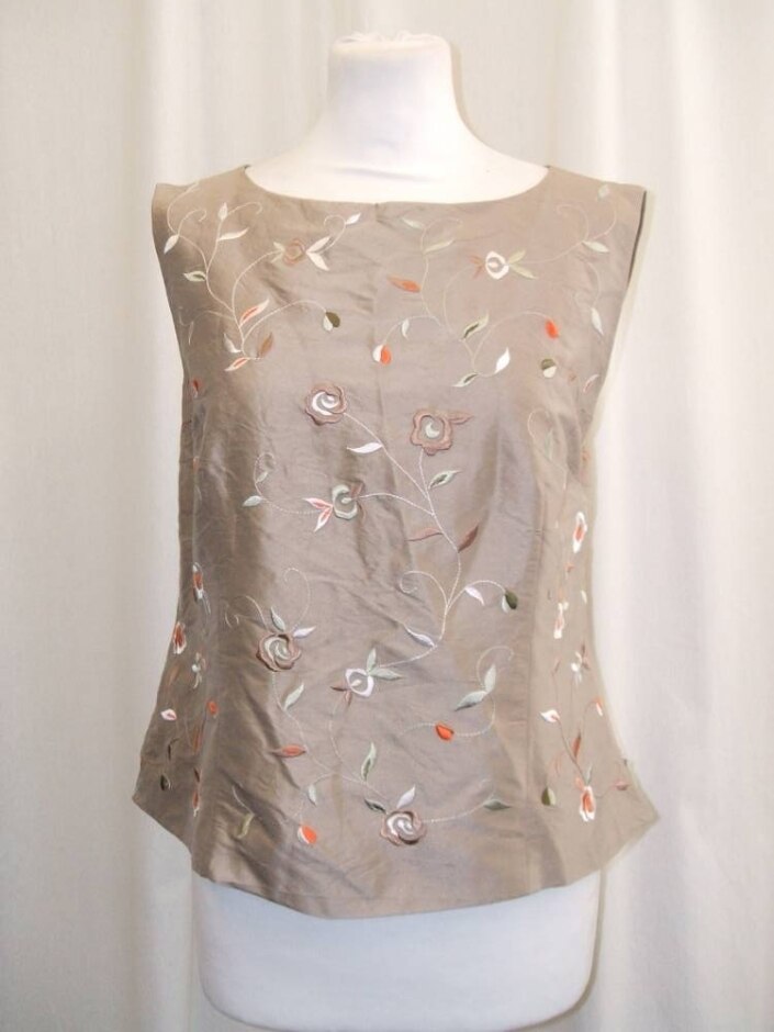 Unbranded Sleeveless Party Top Beige Size: 16