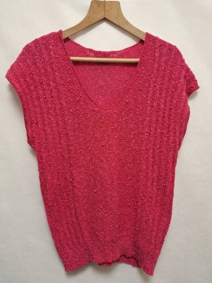Herald Place Sleeveless Knitted T-shirt In Pink Size: 12