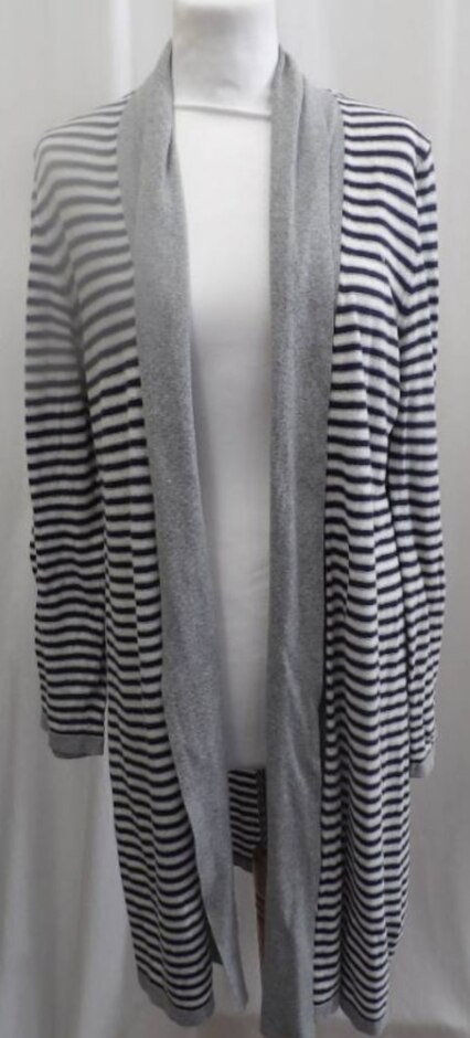 East Cardigan Grey Size: M