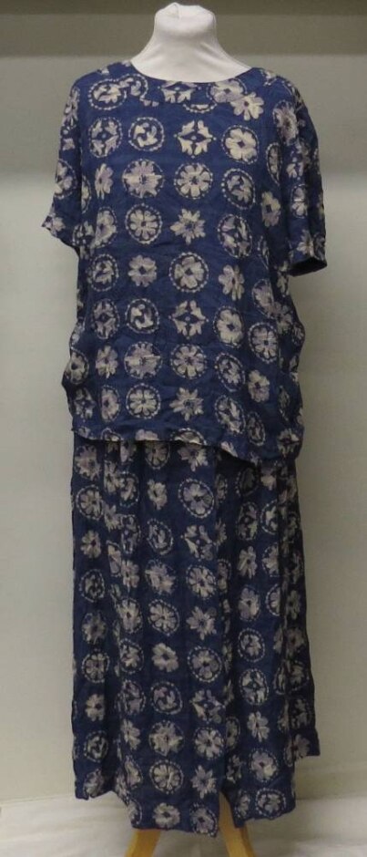 Trend Skirt, Short-sleeved Tops Set Blue & Beige Size: 16
