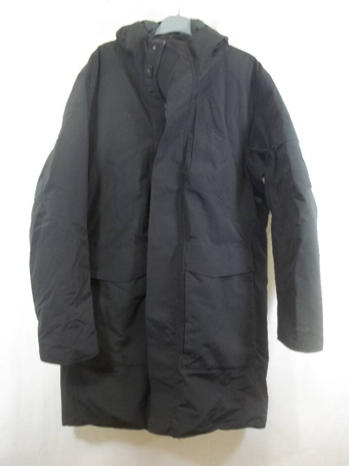 Lululemon Padded Jacket Black Size: L