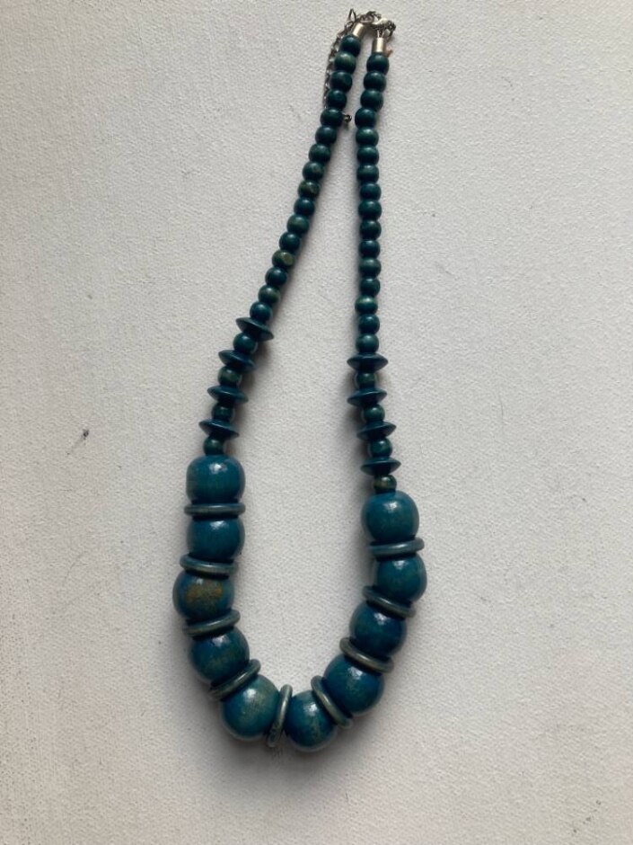 Vintage Bluey Green Wooden Necklace