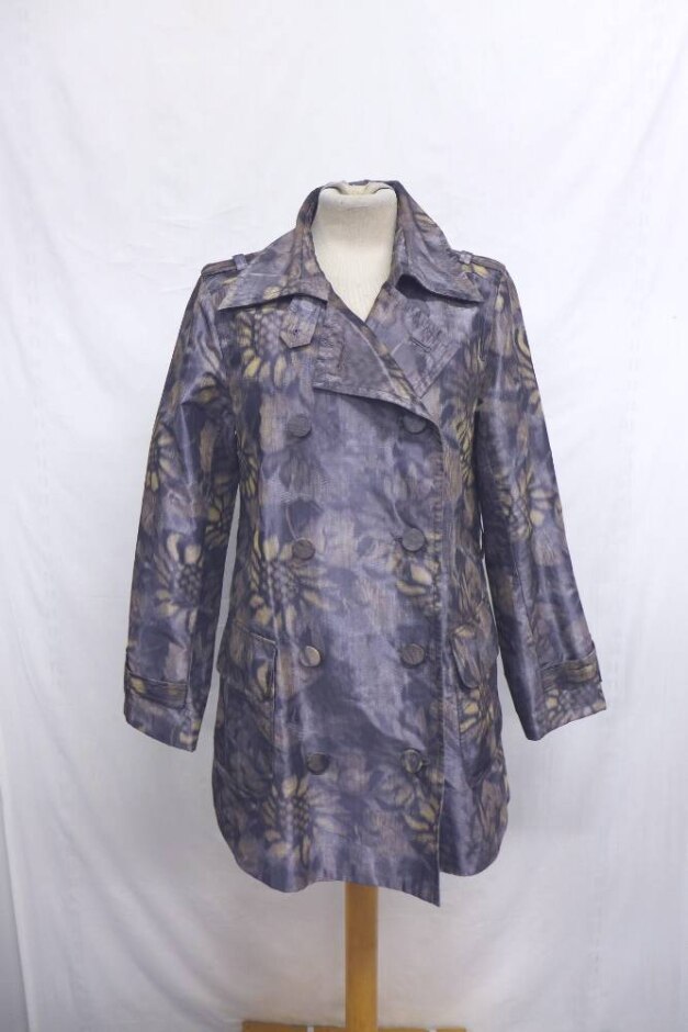 Episode Shiny Belted Overcoat Grey & Yellow Size: 8