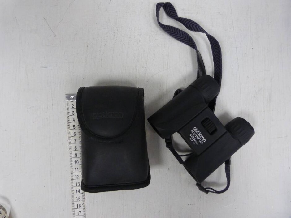 Opticron Marine Wp Binocular 8x25 Dcf.ga Strap & Case Field 7.6°