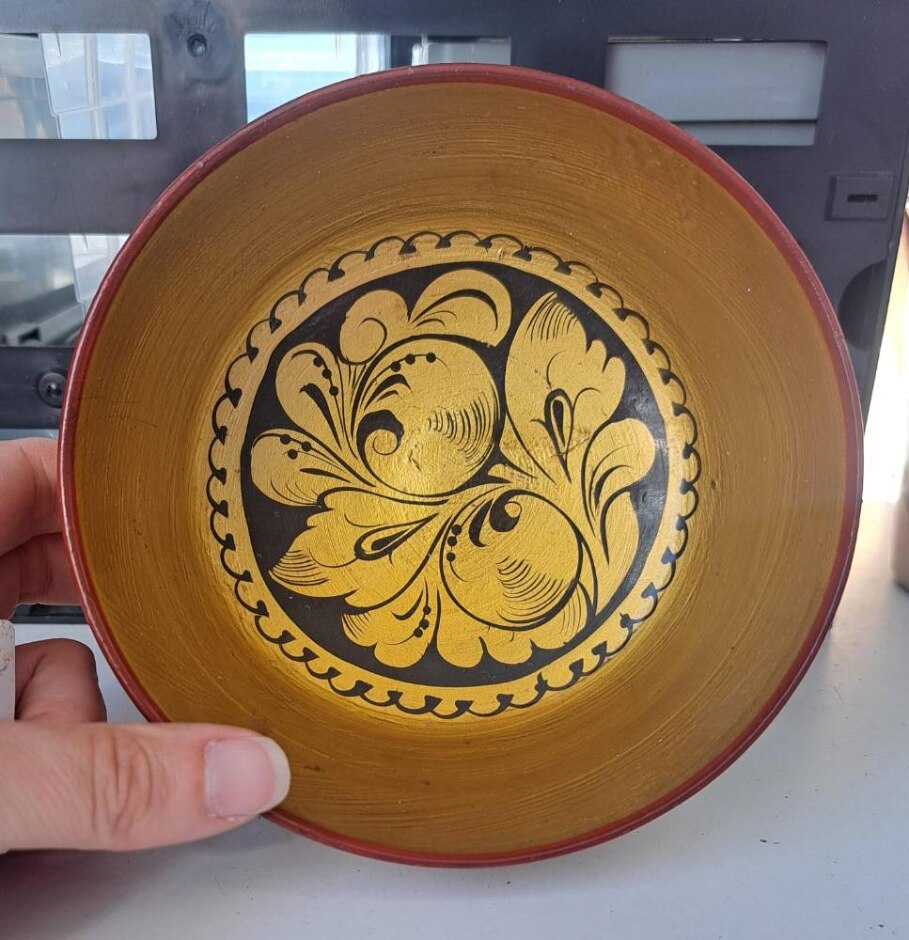 Vintage Ussr Soviet Khokhloma Hand Painted Wooden Lacquer Bowl In Gold, Red & Black