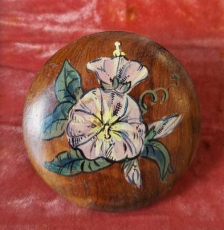 Charming Vintage Wooden Morning Glory Flower Brooch Hand Painted England