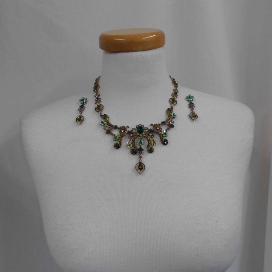 Green Sparkle Swag Necklace And Earrings